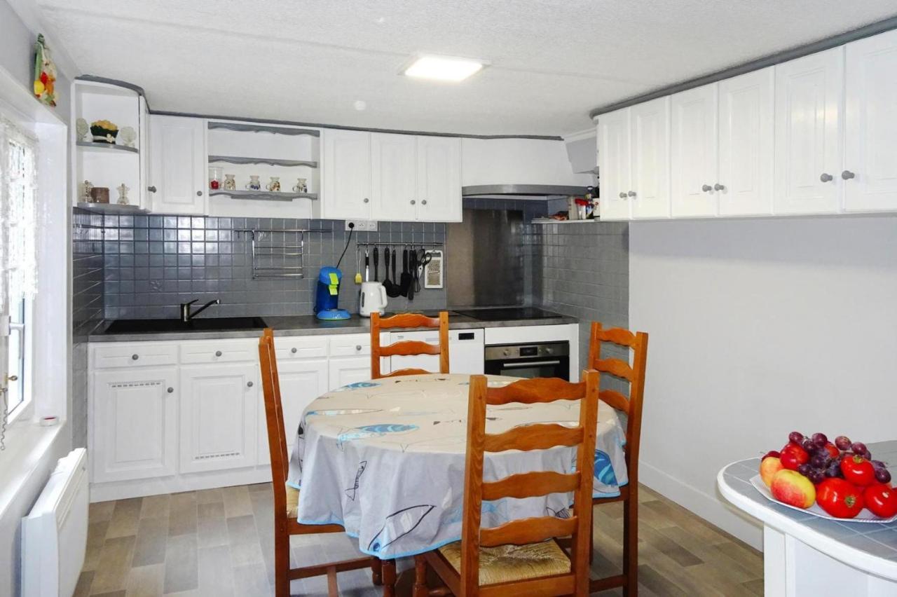 Holiday Home, Plourivo المظهر الخارجي الصورة